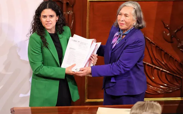 Luisa María Alcalde