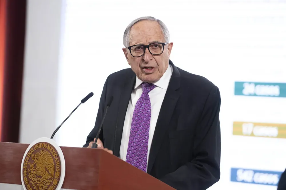 2025-04-29_Conferencia_de_prensa_matutina_-_Palacio_Nacional_02_SLE