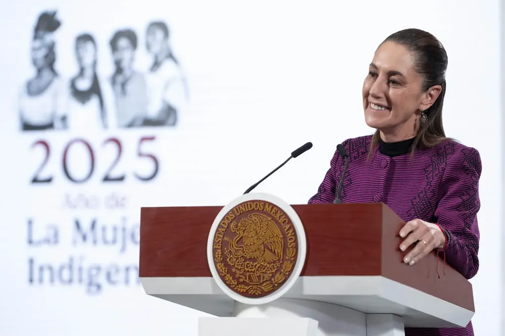 2025-11-19-Conferencia-de-prensa-matutina-Palacio-Nacional-15-SLE