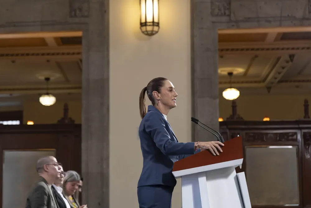2025-09-17-Conferencia-de-prensa-matutina-Palacio-Nacional-12-JCB