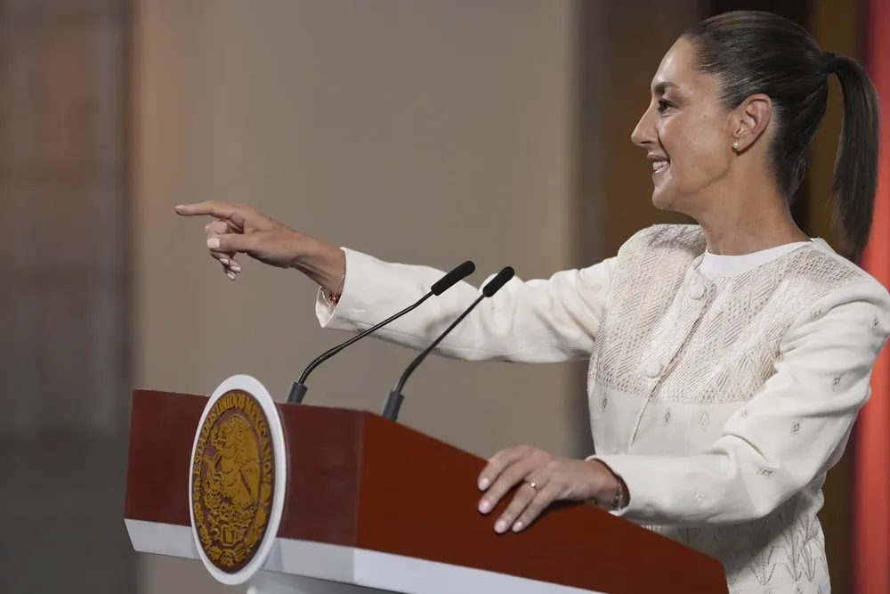 2025-04-16_Conferencia_de_prensa_matutina_-_Palacio_Nacional_04_HC