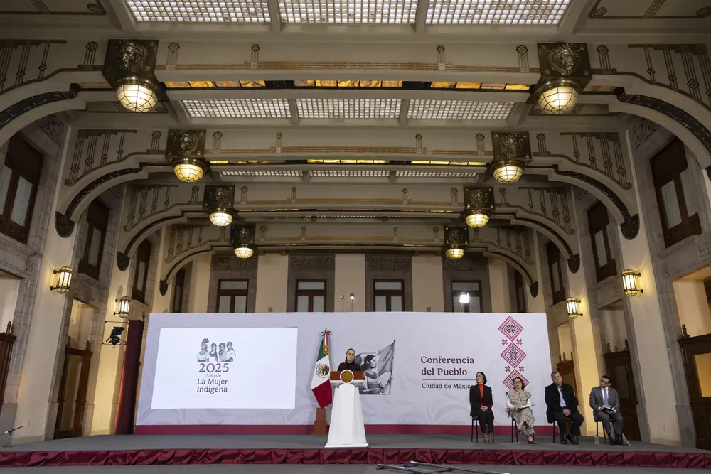 2025-12-17-Conferencia-de-prensa-matutina-09-JCB