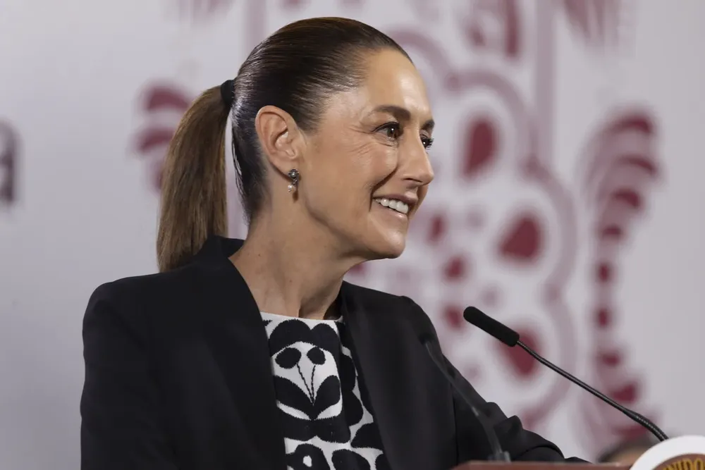 2025-10-02-Conferencia-de-prensa-matutina-Palacio-Nacional-04-JCB